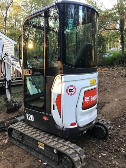 Bobcat E20 , 1,8T + 3 GODETS Mein Shop