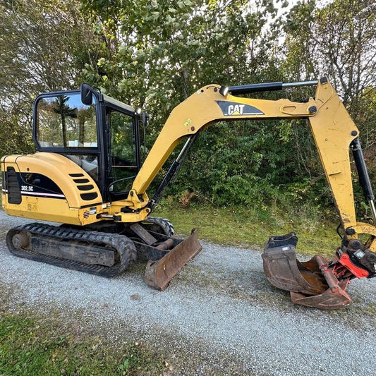 Cat 302.5C + 4 GODETS ET INCLINABLE Mein Shop