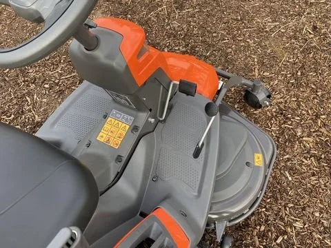 Husqvarna RC320 TS AWD Mein Shop