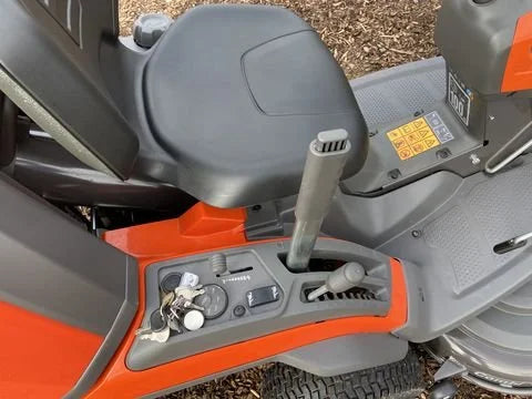 Husqvarna RC320 TS AWD Mein Shop