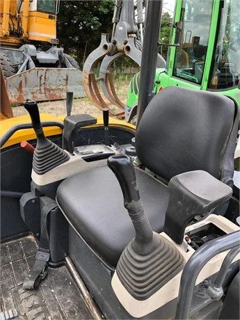 KOMATSU PC30MR + 3 GODETS Mein Shop