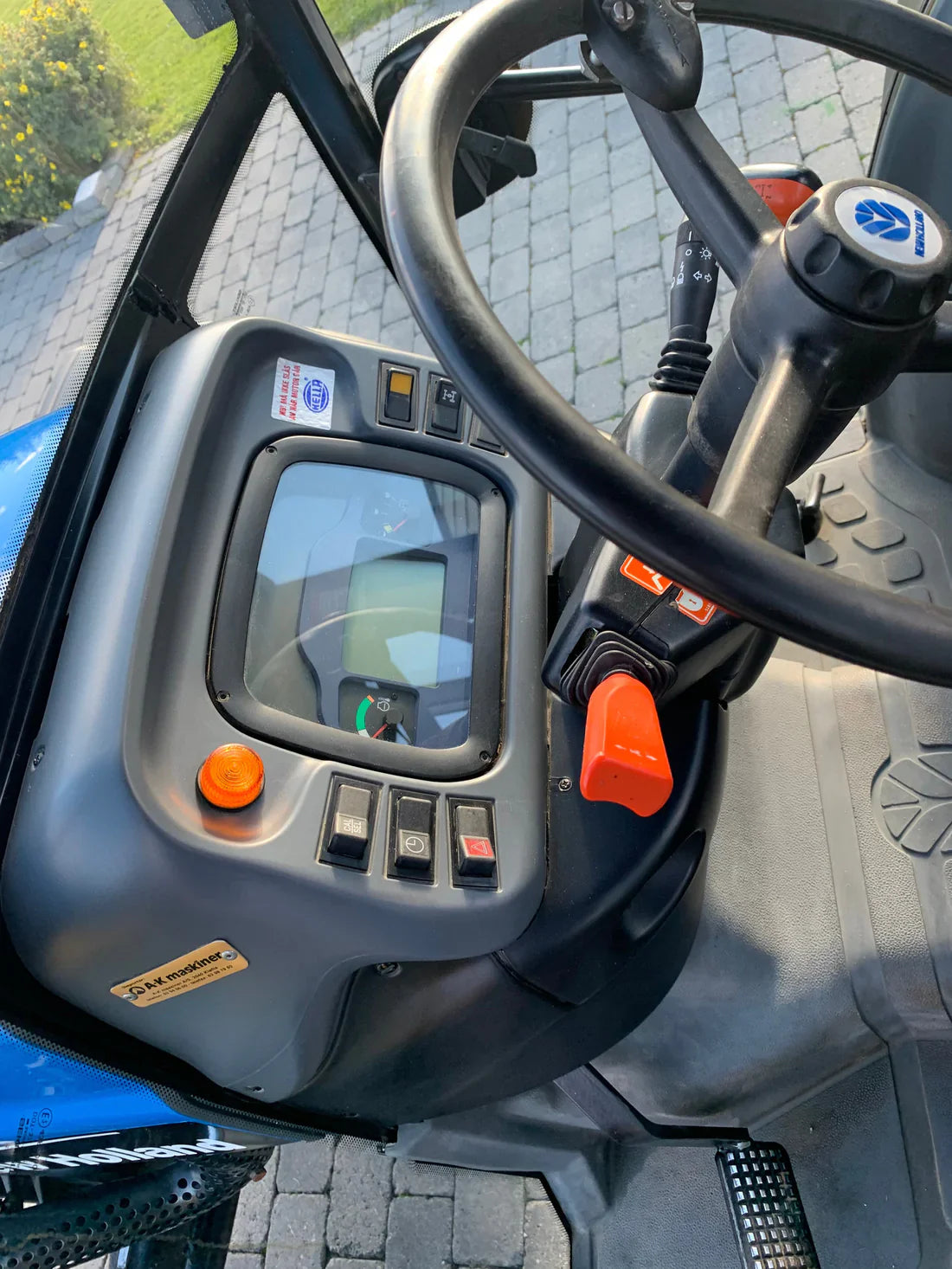 NEW HOLLAND TN75N Mein Shop