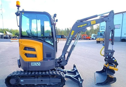 Volvo ECR25D + ENGCON + 3 GODETS Mein Shop